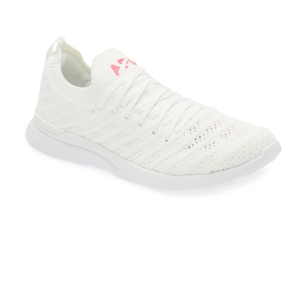 NIB APL Techloom Wave Hybrid Sneakers